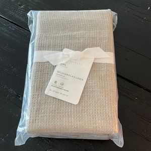 NWT Pottery Barn Belgium Flax Linen King Shams
